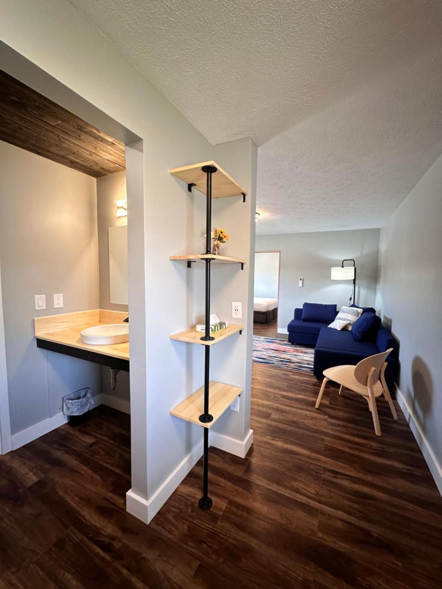 North Coast Place Marquette Room photo